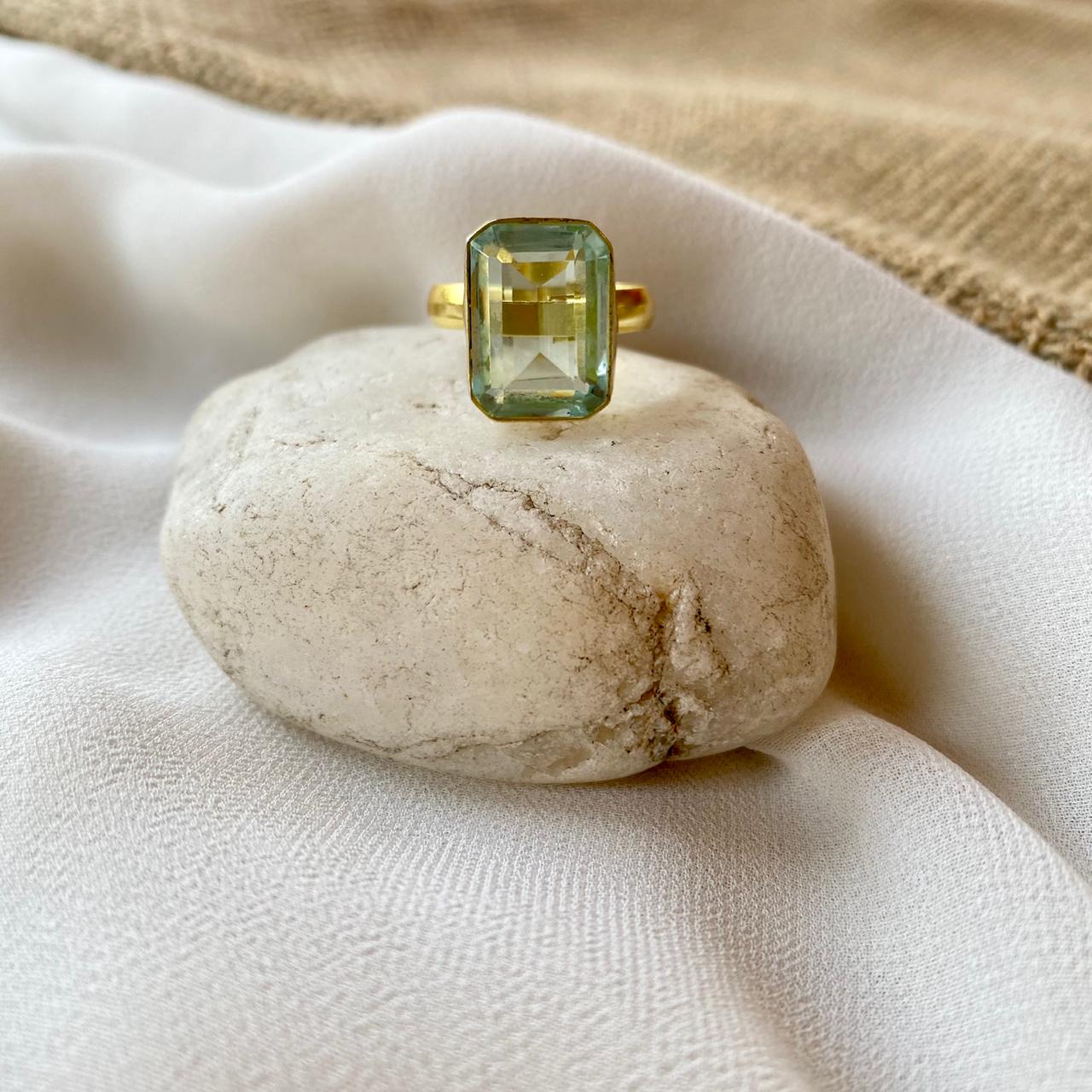 Green colour stone ring clearance