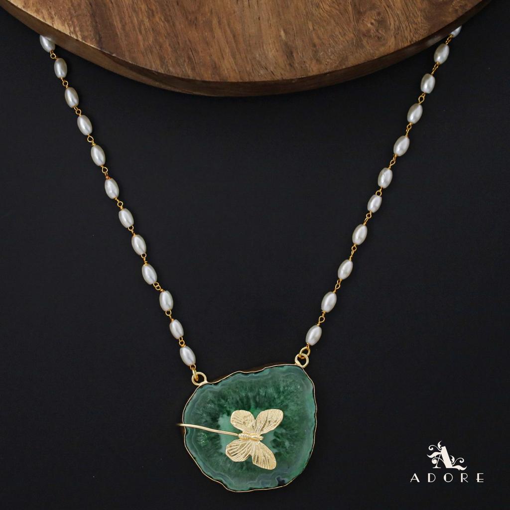 Rice Pearl Long  Agate Golden Papillon Neckpiece