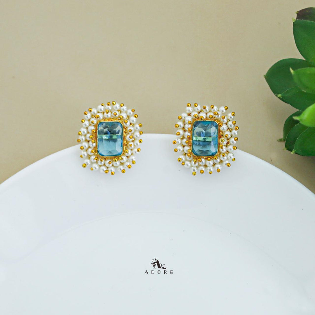 Ahelia Glossy Rectangle Cluster Pearl Earring