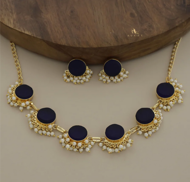 Dareena Half Pearl Neckpiece With Stud