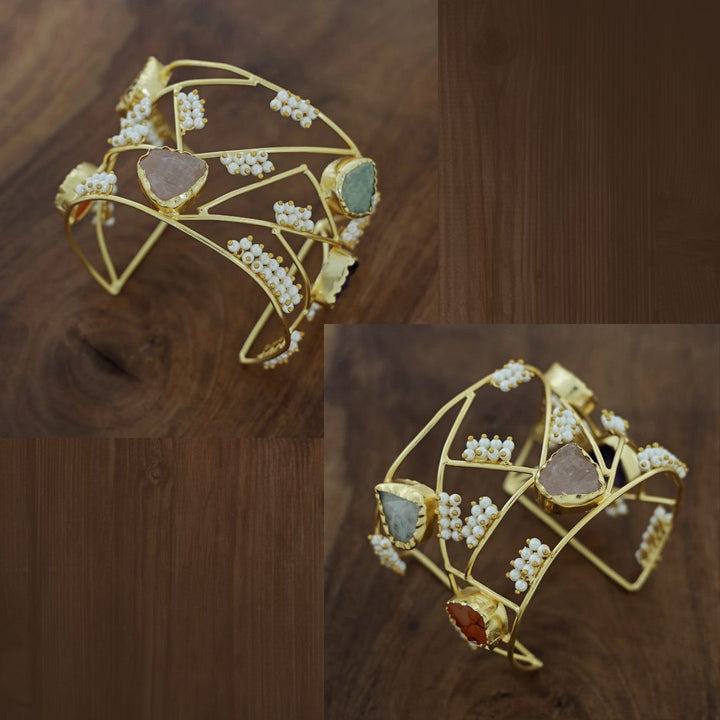 Golden 5 Raw Stone Cluster Pearl Bangle
