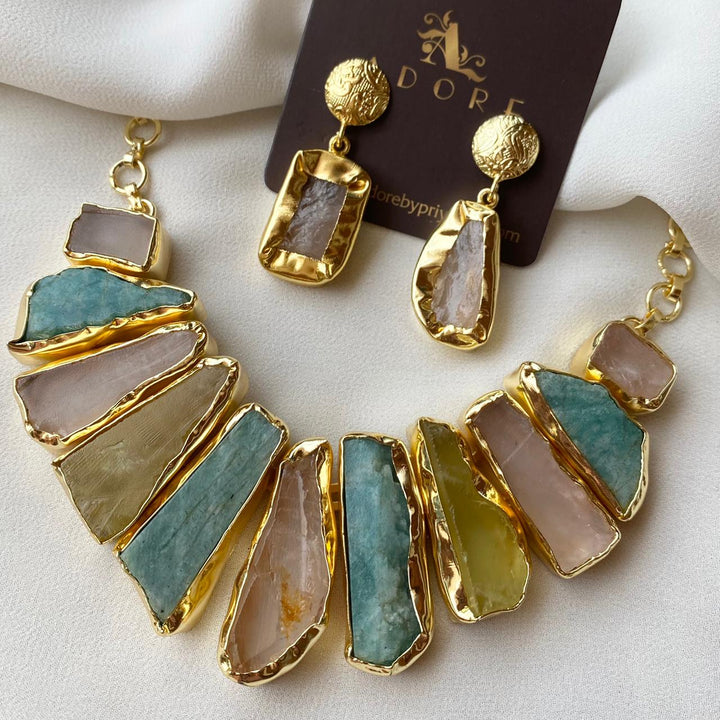 Raw Stone Hazel Neckpiece with Earring