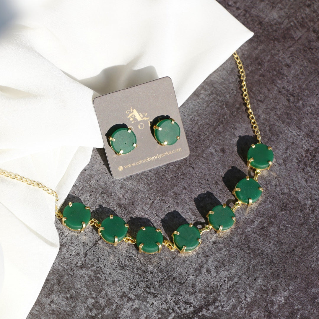 Dhokshi Choker/ Short Necklace With Stud