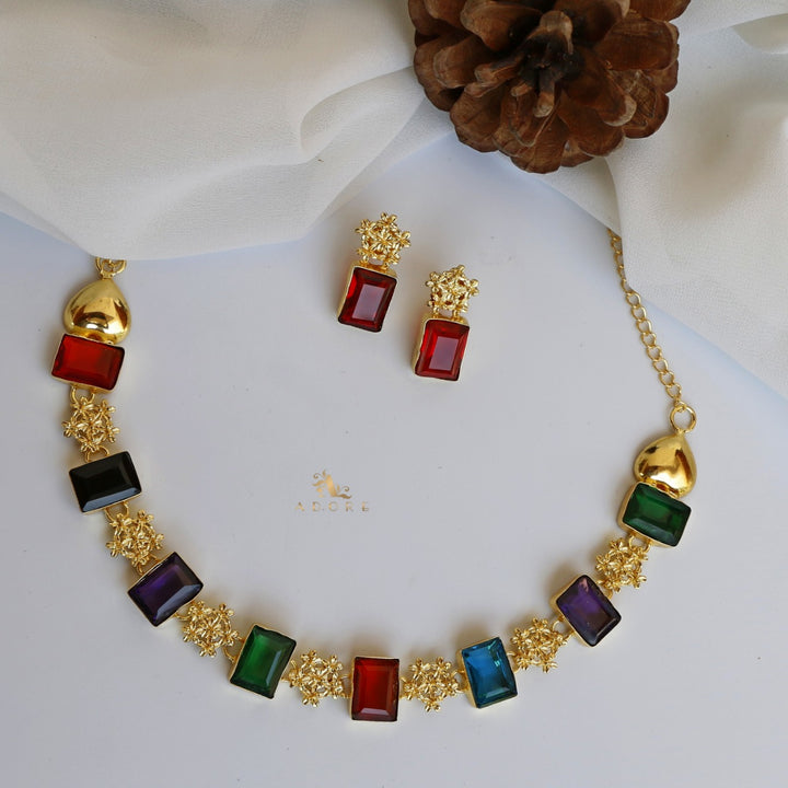 Royal Sparkle Neckpiece Plus Stud