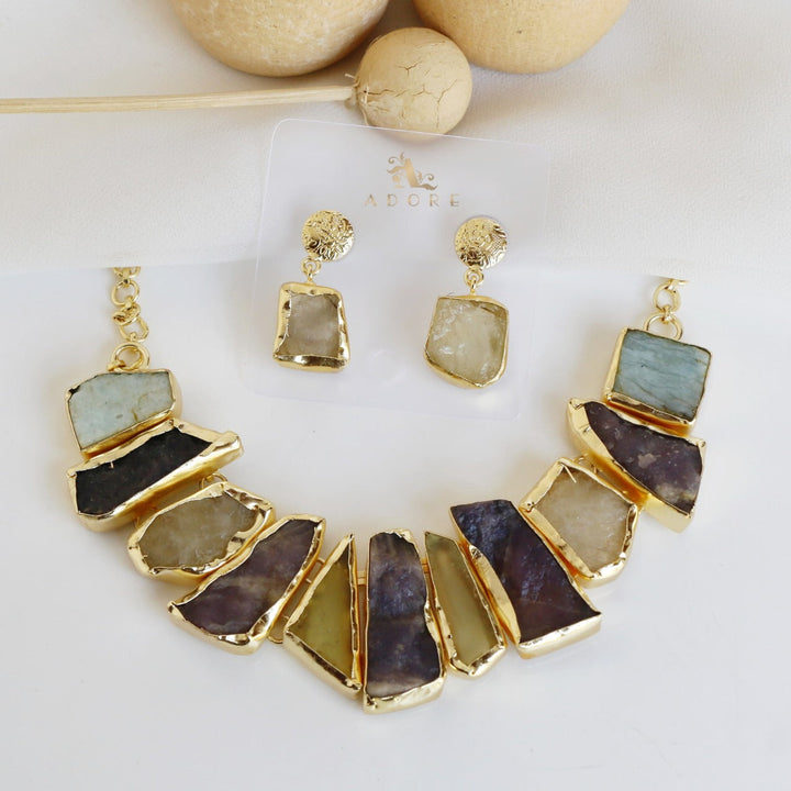 Raw Stone Hazel Neckpiece with Earring