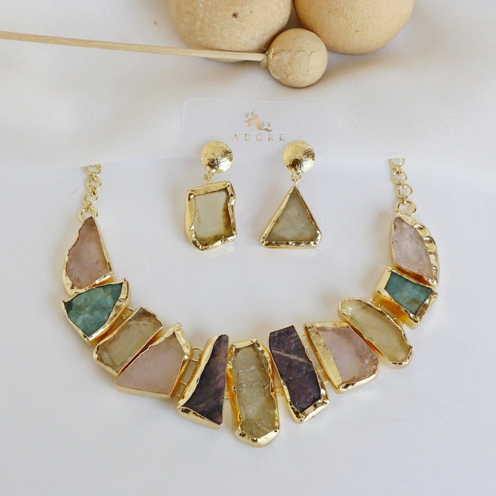 Raw Stone Hazel Neckpiece with Earring