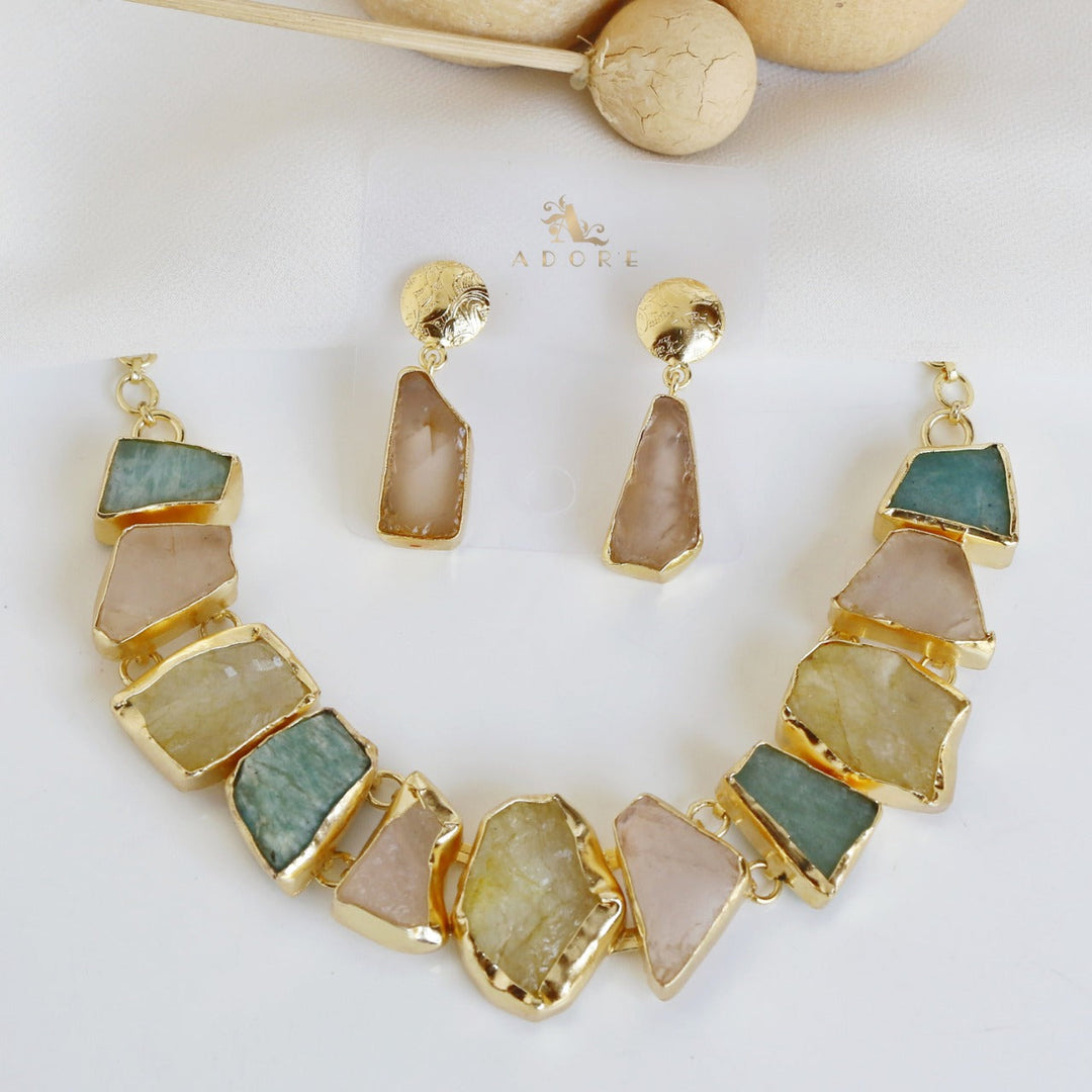 Raw Stone Hazel Neckpiece with Earring