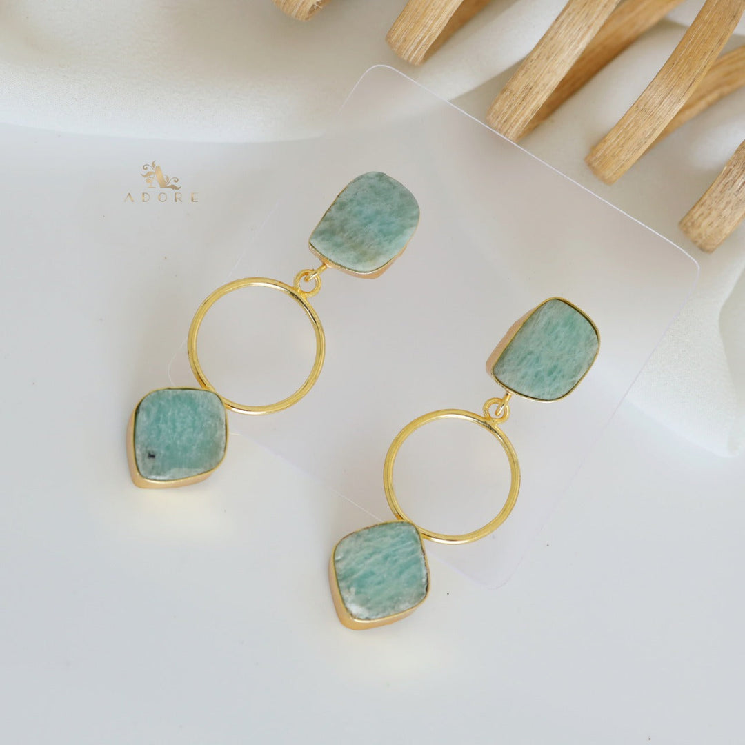 Middle Golden Circle Earring