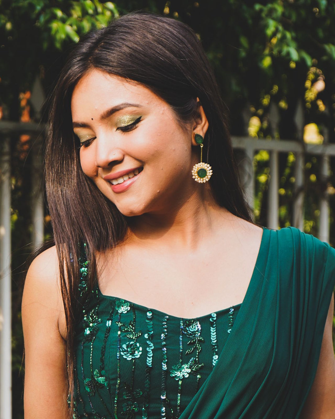 Aabheri Stem Glossy With Pearl Earring