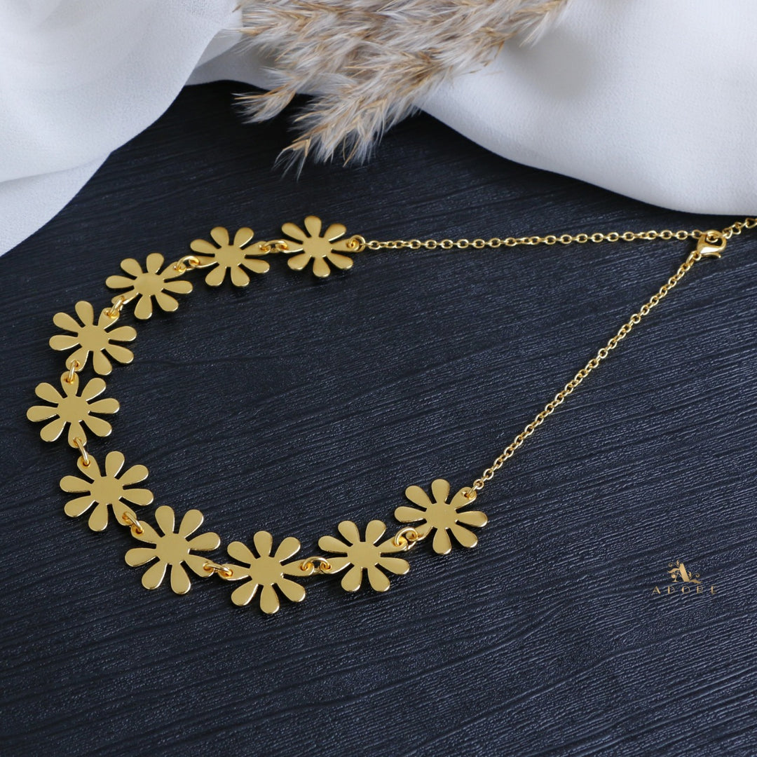 Rimna Golden Flower Neckpiece