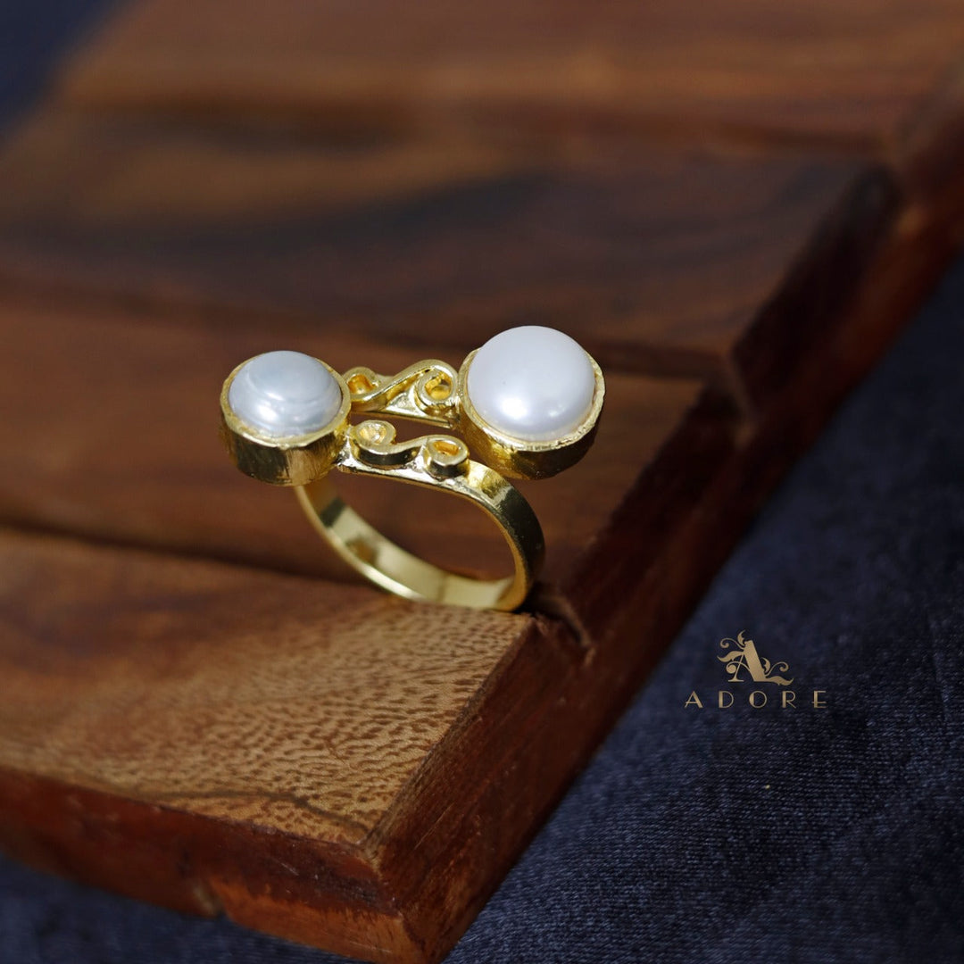 Shiloh Dual Pearl Ring