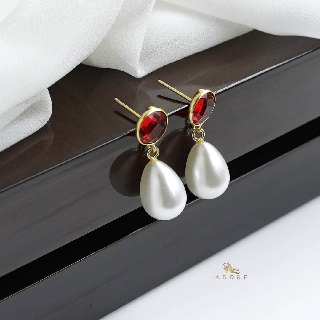 Dhurina Round Glossy Pearl Drop Earring