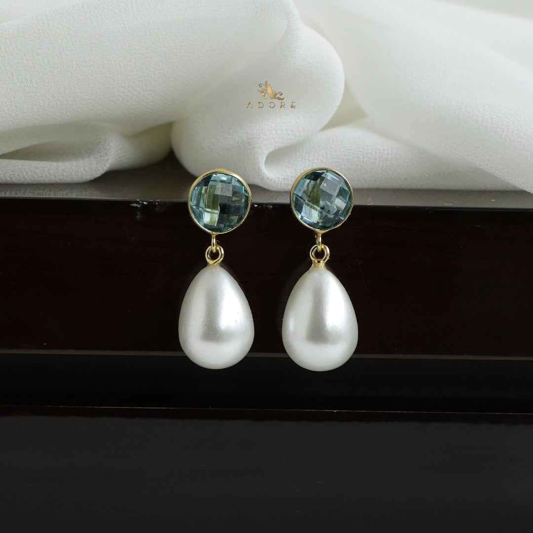 Dhurina Round Glossy Pearl Drop Earring