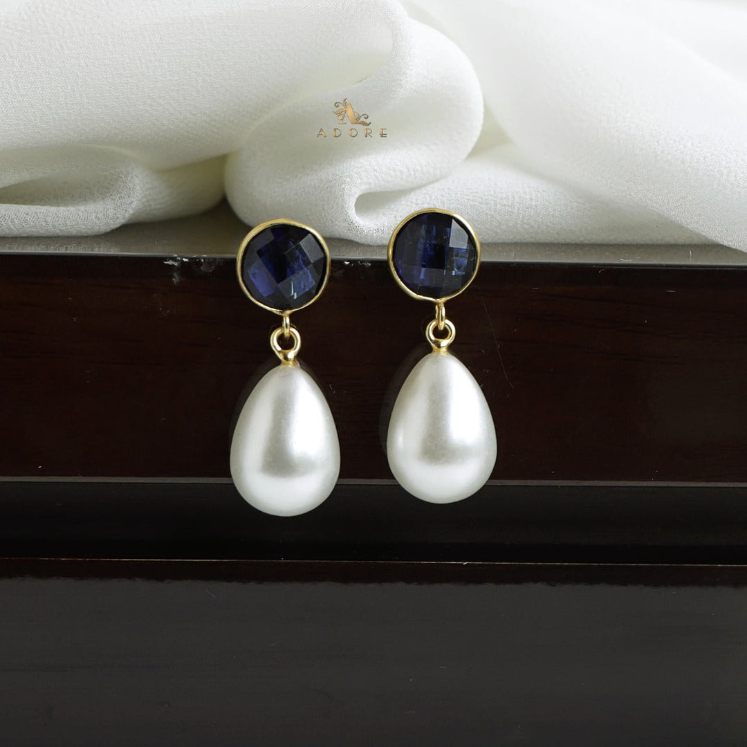 Dhurina Round Glossy Pearl Drop Earring