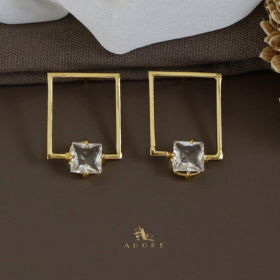 Olero Golden Rectangle Glossy Square Earring