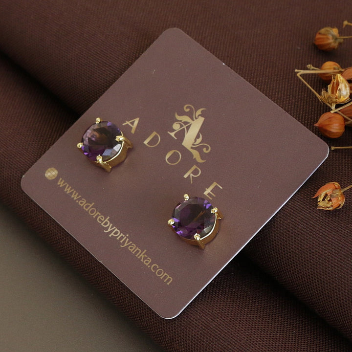 Chloe Round Claw Glossy Stud
