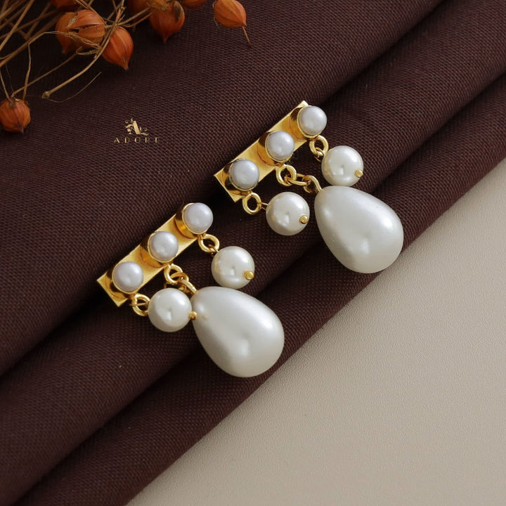 Saba Stick Pearl Earring