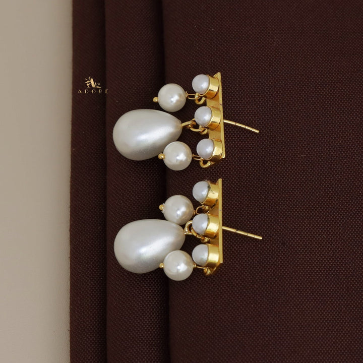 Saba Stick Pearl Earring