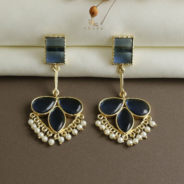 Ojal Glossy Blossom  Earring