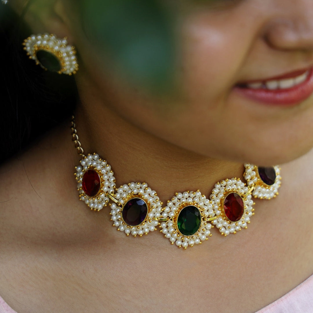 Divisha Glossy Full Pearl Choker With Earring (Colour Options)