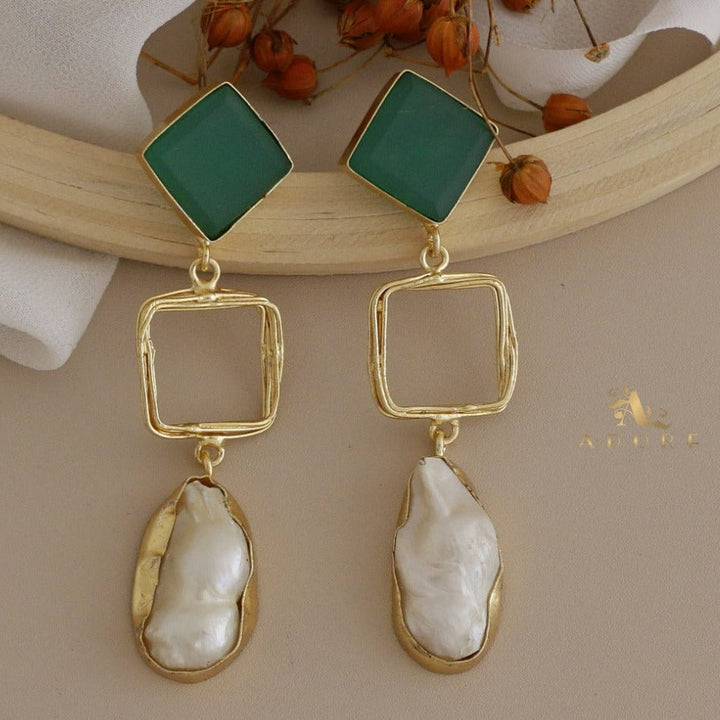 Niya Raw Stone Diamondina Baroque Earring