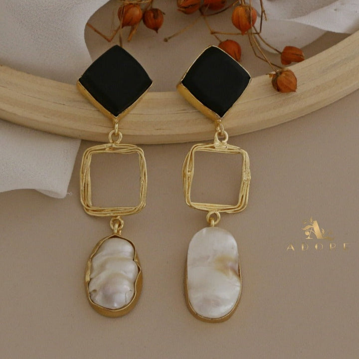 Niya Raw Stone Diamondina Baroque Earring