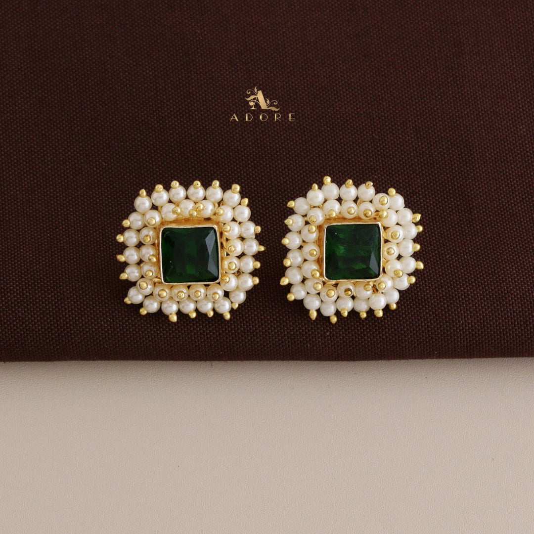 Ahelia Glossy Square Cluster Pearl Earring