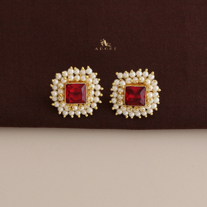 Ahelia Glossy Square Cluster Pearl Earring