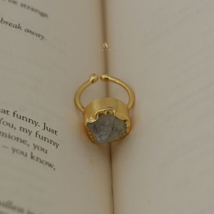 Ivona Raw Stone Ring