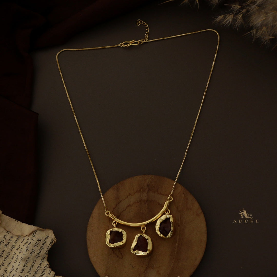 Amba Three Stone Neckpiece