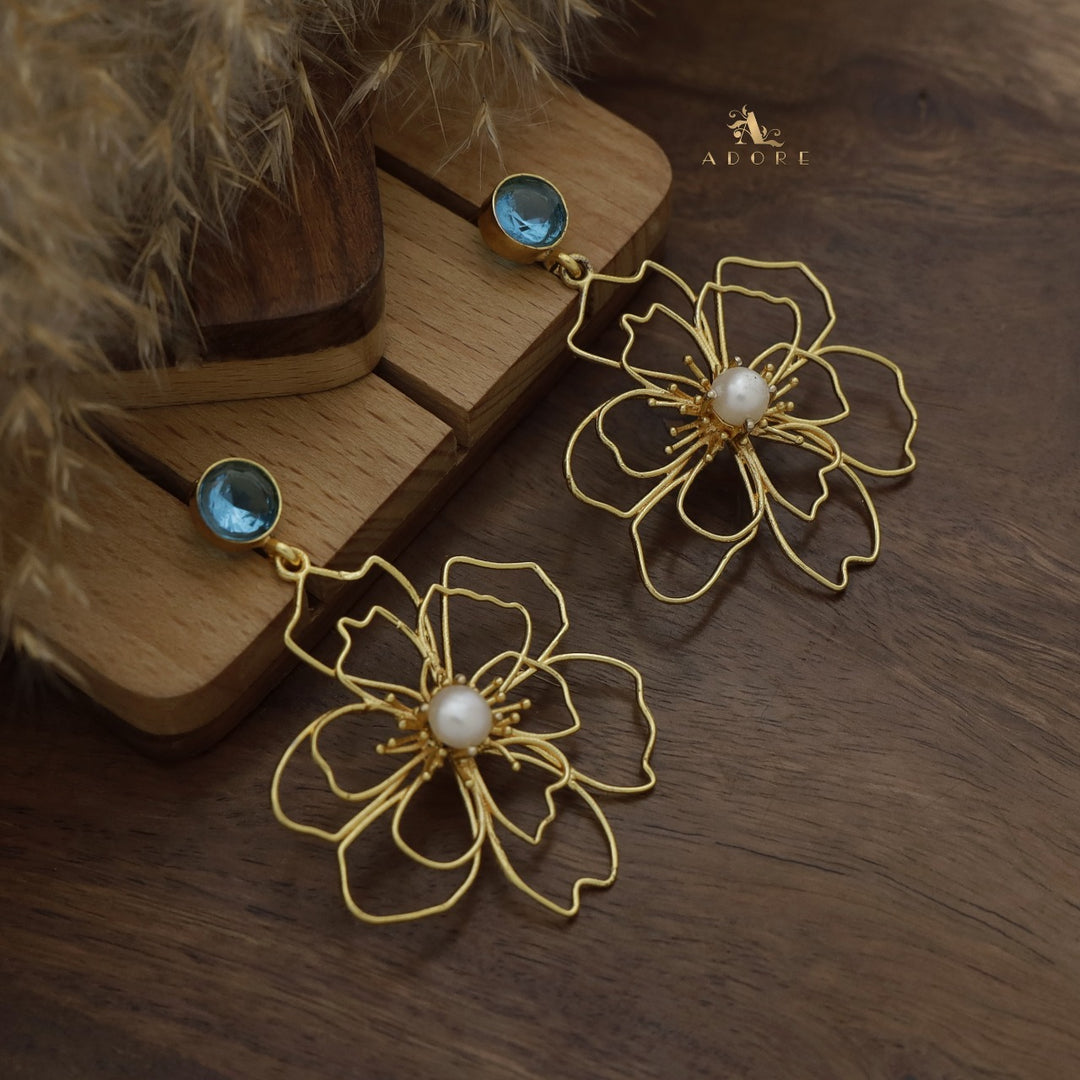 Glossy Rosline Flower Pearl Earring