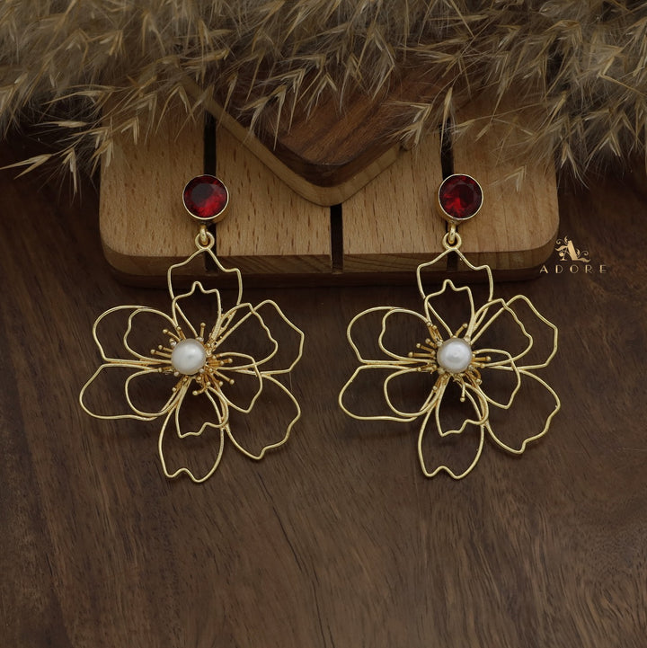 Glossy Rosline Flower Pearl Earring