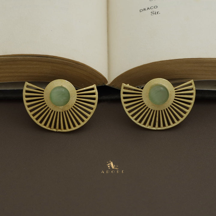 Landra Hand Fan Glossy Circle Earring