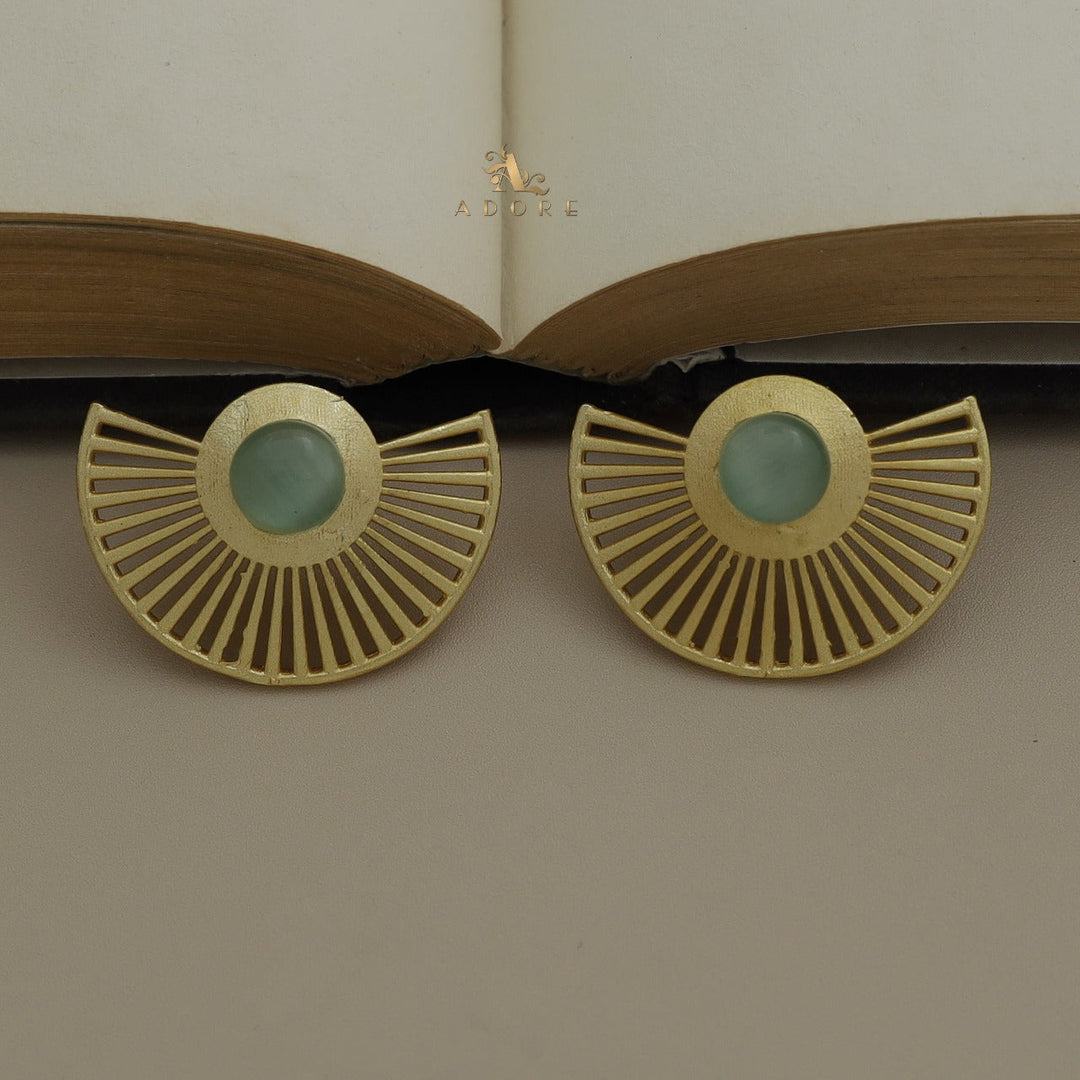 Landra Hand Fan Glossy Circle Earring
