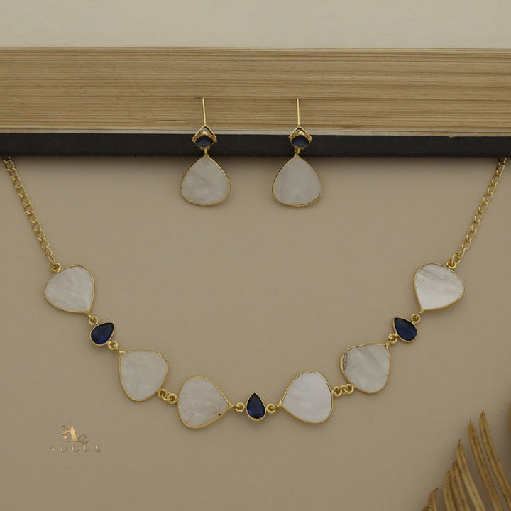 Taite MOP + Glossy Neckpiece With Earring