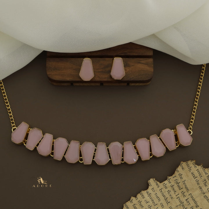 Felicia Hexa Glossy Choker/Short Neckpiece With Earring