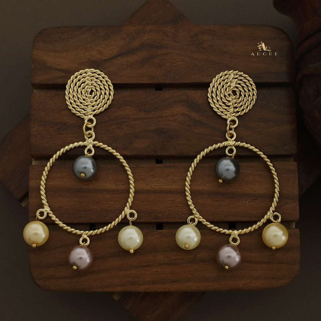 Twisted Round Pearls Earring