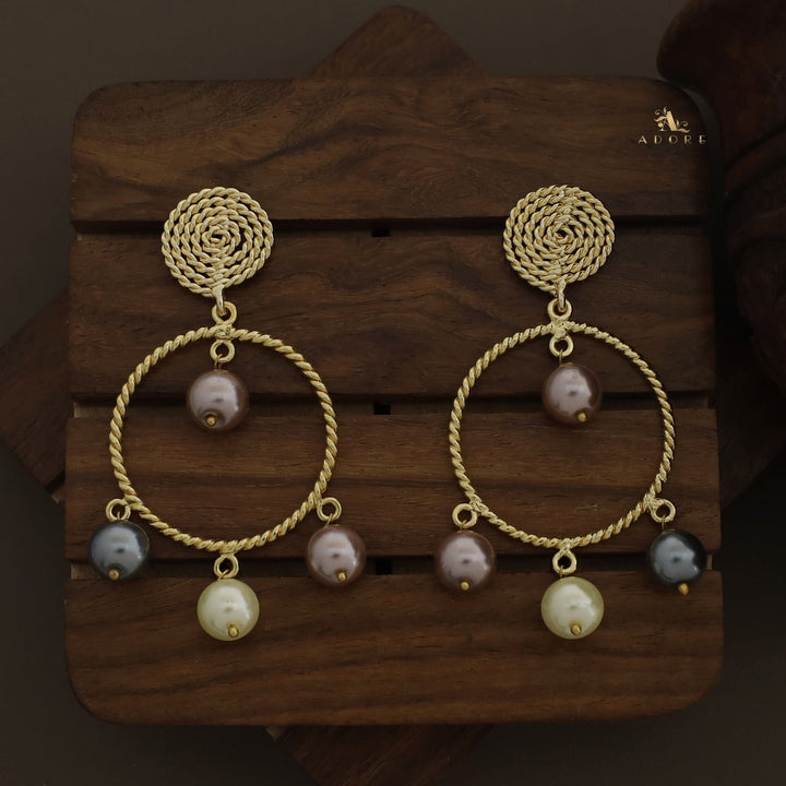 Twisted Round Pearls Earring