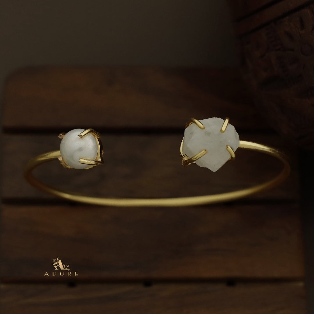 Libra Claw Dyed & Raw Stone + Pearl Bangle