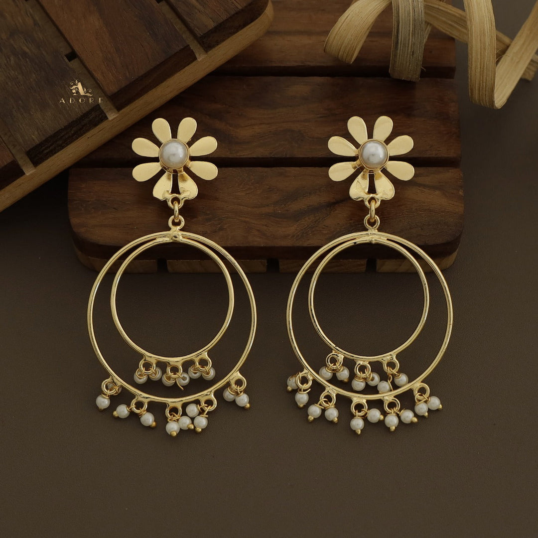 Golden Midhila Floral Resonant Earring