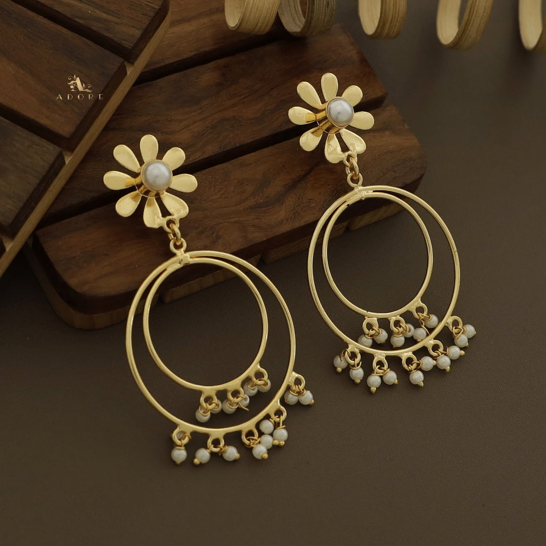 Golden Midhila Floral Resonant Earring