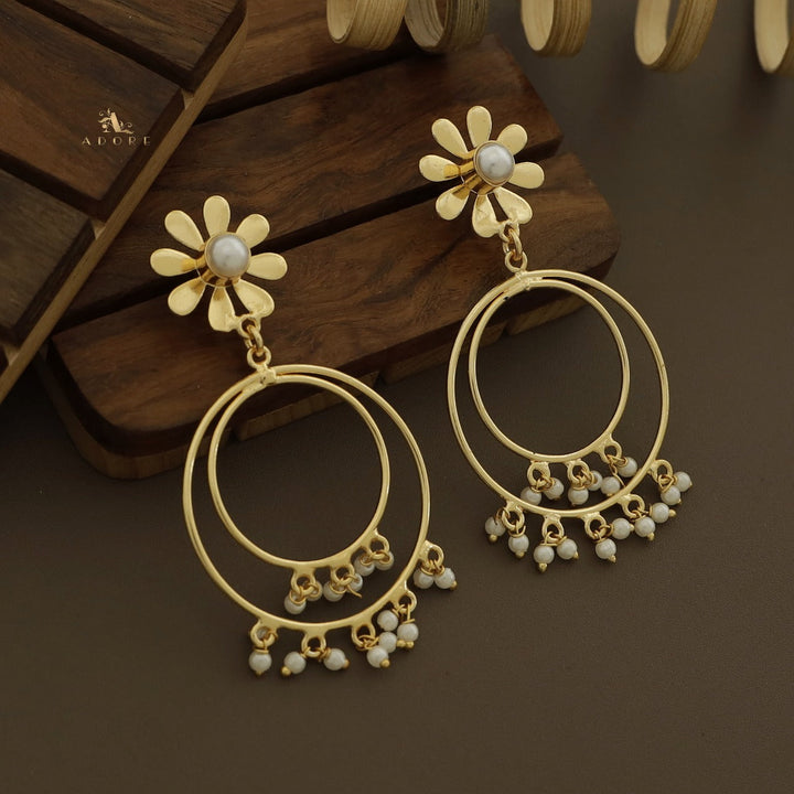 Golden Midhila Floral Resonant Earring