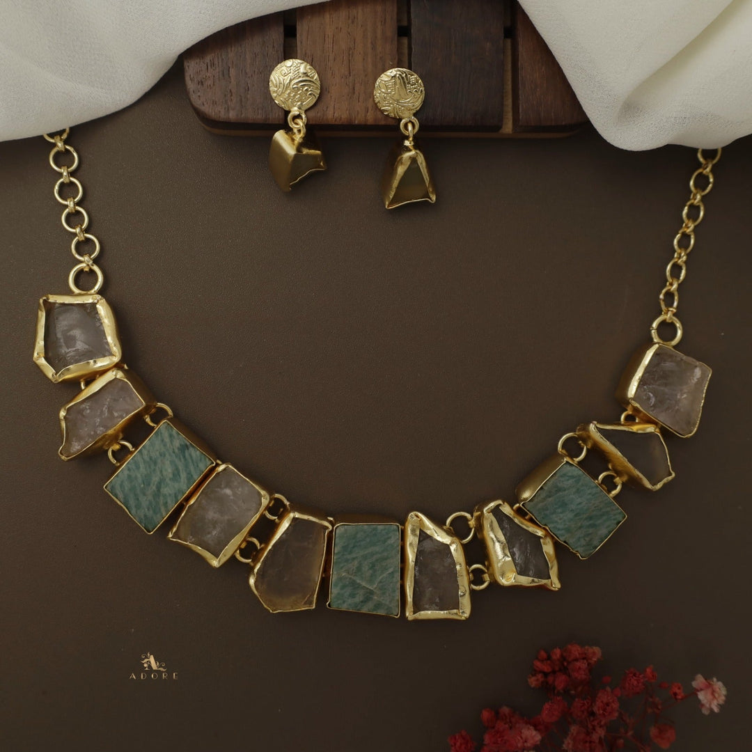 Raw Stone Hazel Neckpiece with Earring