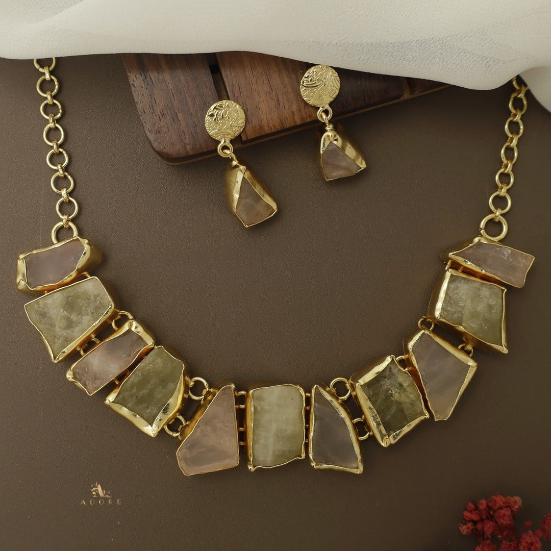 Raw Stone Hazel Neckpiece with Earring