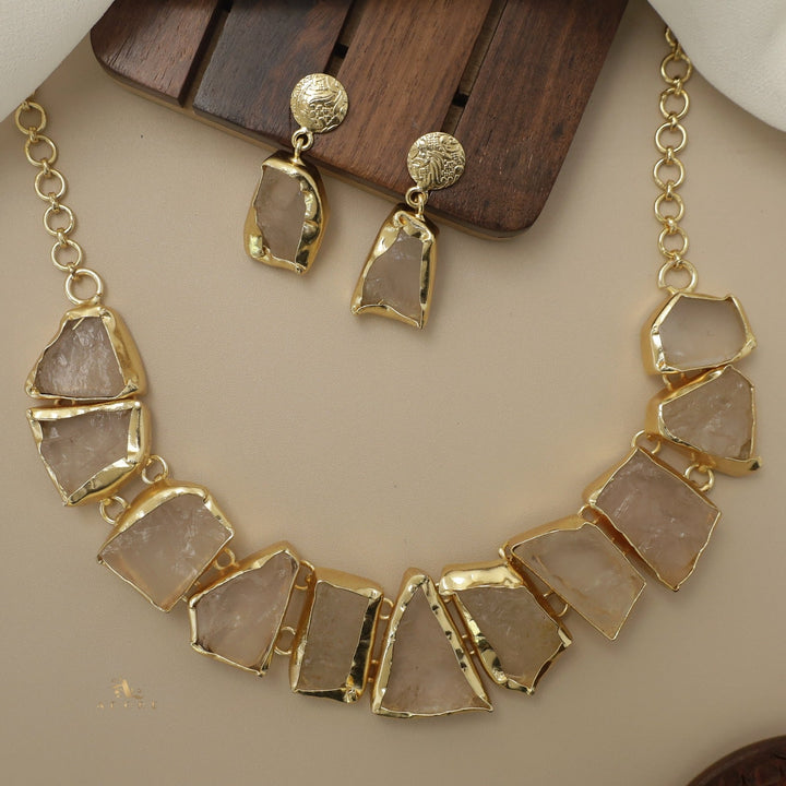 Raw Stone Hazel Neckpiece with Earring