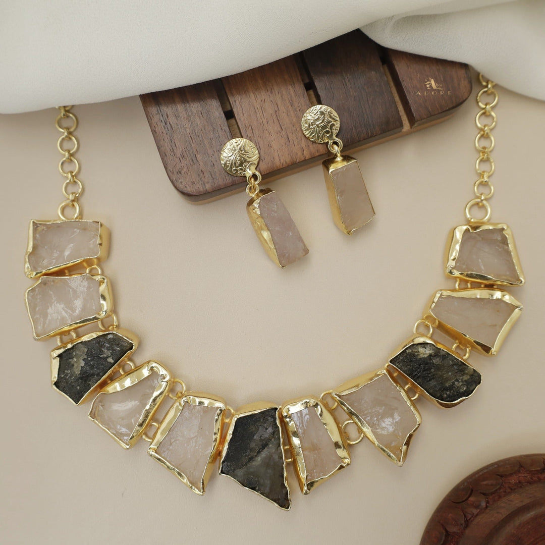Raw Stone Hazel Neckpiece with Earring