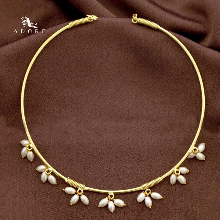 Grape Pearl Golden Neck Cuff