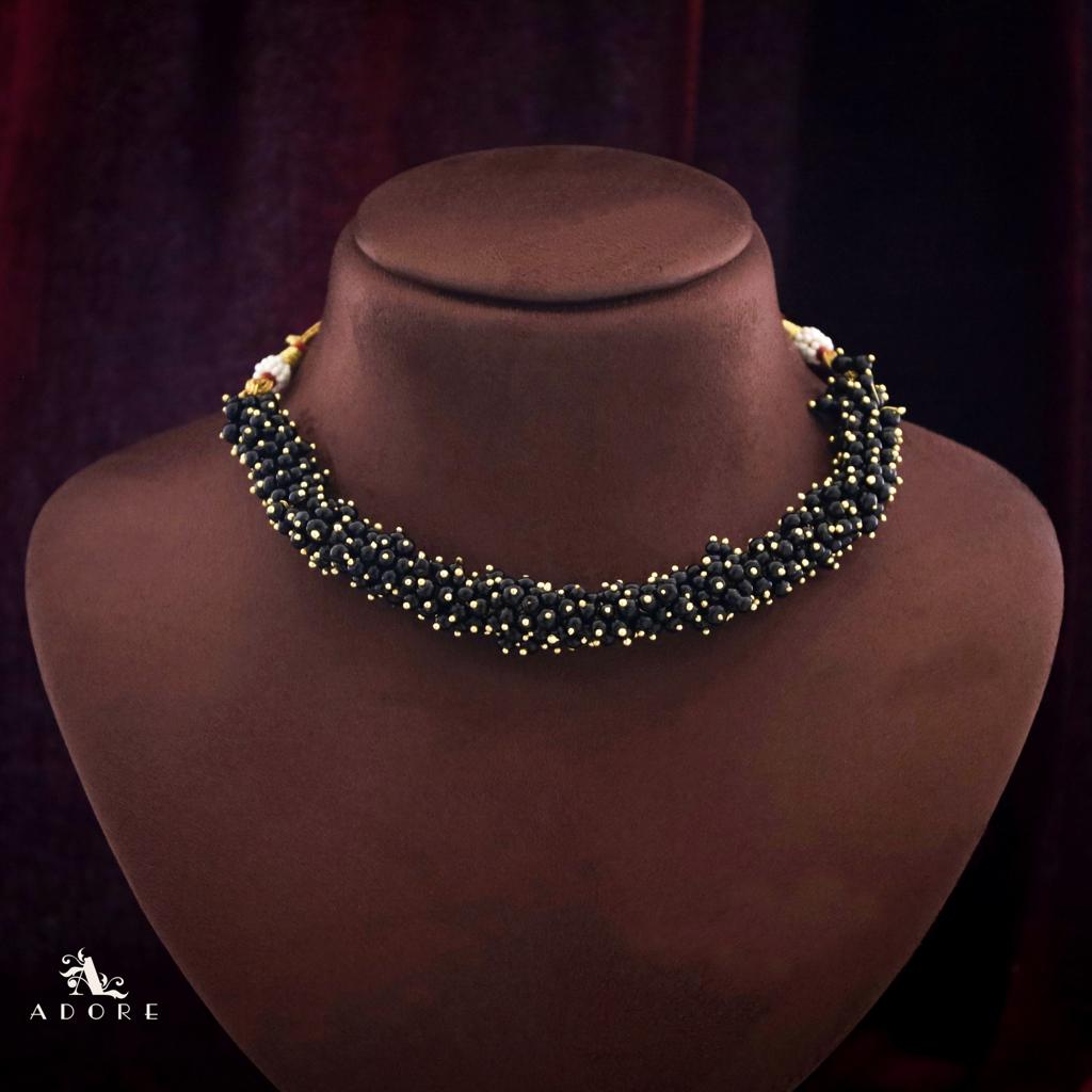 Lavinia Beads Short Neckpiece