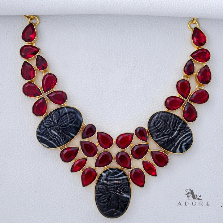 Jelina Neckpiece