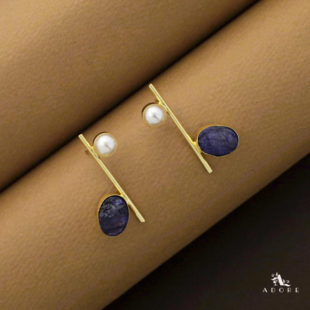 Golden Sticky Oval Pearl Earring (Dyed Stone)
